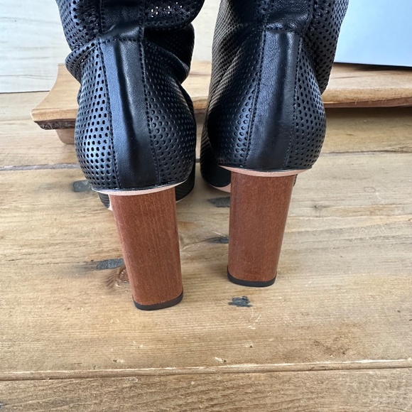 IRO Paris Dairel Perforated Leather Ankle bBoots Black NIB 38/7.5 Open Toe - Picture 8 of 11